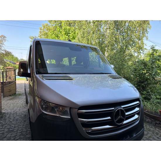 Накладки на повітрозабірник OmsaLine (2 шт., нерж) для Mercedes Sprinter W907/W910 2018-2024 рр Накладки на повітрозабірник OmsaLine (2 шт., нерж) для Mercedes Sprinter W907/W910 2018-2024 рр