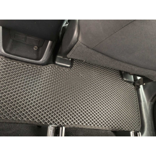 Килимки EVA (3 ряди, чорні) для Toyota Highlander 2013-2019 рр Килимки EVA (3 ряди, чорні) для Toyota Highlander 2013-2019 рр