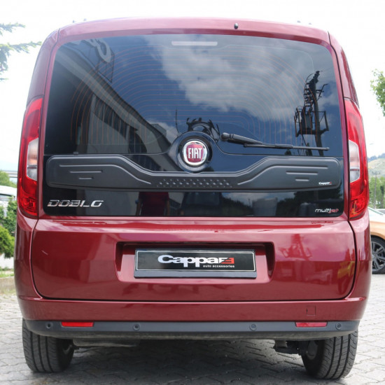 Накладка на кришку багажника (ABS) для Fiat Doblo II 2010-2022 рр