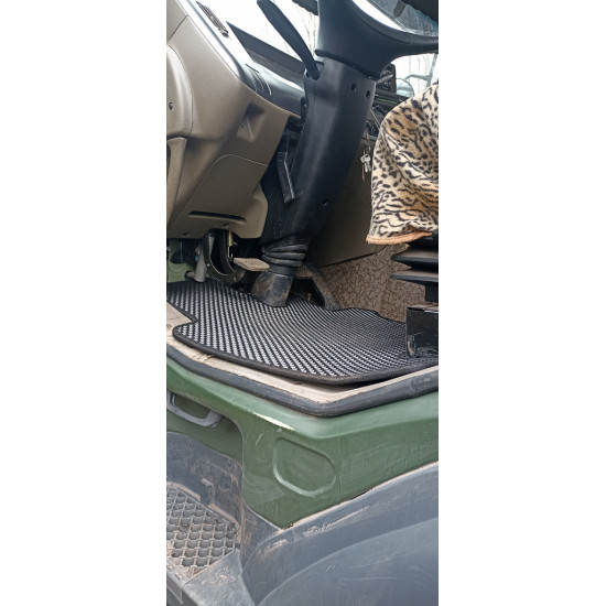 Килимки EVA тільки для ЗСУ (чорні) для Daewoo Novus Килимки EVA тільки для ЗСУ (чорні) для Daewoo Novus