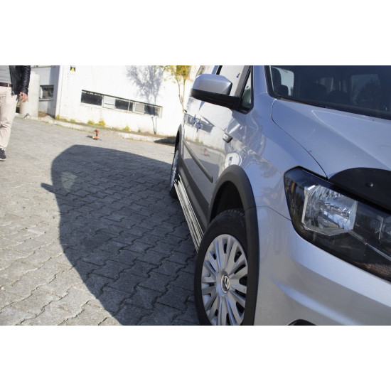 Накладки на бічні пороги EuroCap (чорні) для Volkswagen Caddy 2010-2015рр