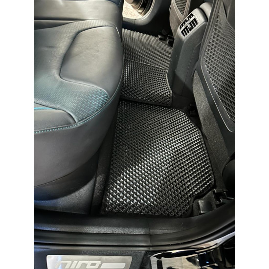 Килимки EVA (чорні) для Kia Niro 2016-2024 рр Килимки EVA (чорні) для Kia Niro 2016-2024 рр