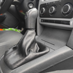 Шкіряний чохол КПП для Skoda Octavia II A5 2010-2013рр
