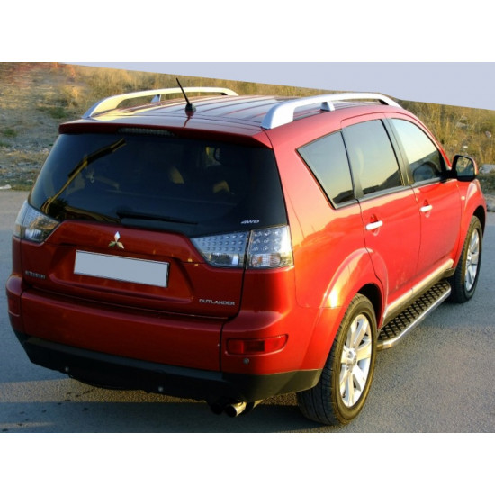 Бокові пороги BlackLine (2 шт, алюміній) для Mitsubishi Outlander 2006-2012рр