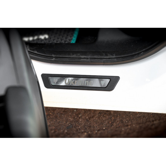Накладки на пороги Honda eNP1 (Ukraine, 4 шт., нерж) для Honda eNP1 Накладки на пороги Honda eNP1 (Ukraine, 4 шт., нерж) для Honda eNP1