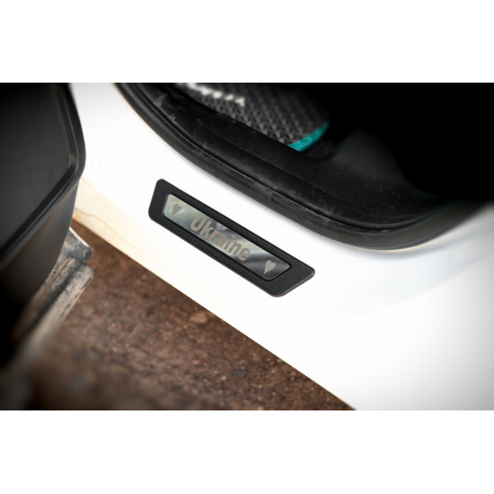Накладки на пороги Honda eNP1 (Ukraine, 4 шт., нерж) для Honda eNP1 Накладки на пороги Honda eNP1 (Ukraine, 4 шт., нерж) для Honda eNP1