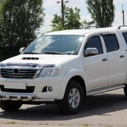 Передній захист ST015 (нерж.) для Toyota Hilux 2006-2015 рр