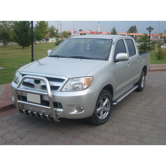 Кенгурятник QT007 (нерж.) для Toyota Hilux 2006-2015 рр