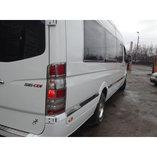 Молдинги на двері (нерж.) Довга база. Carmos - Турецька сталь для Mercedes Sprinter W906 2006-2018 рр