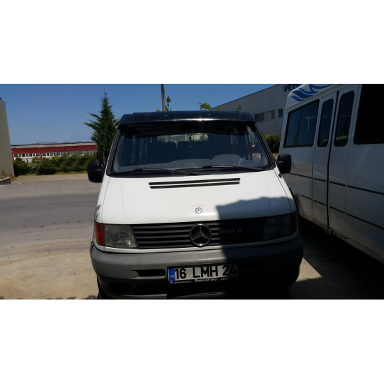 Козирьок на лобове скло (чорний глянець, 5мм) для Mercedes Vito W638 1996-2003 років