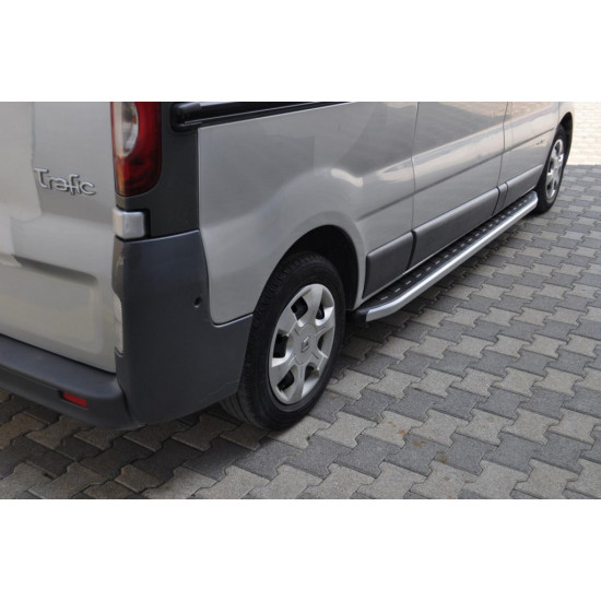 Бокові пороги Fullmond (2 шт., алюм.) Довга база для Opel Vivaro 2001-2015 рр