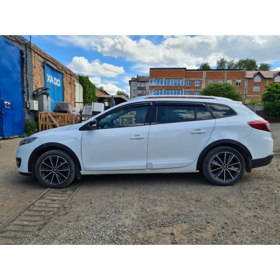 Накладки на арки (8 шт, чорні) SW, метал для Renault Megane III 2009-2016 рр