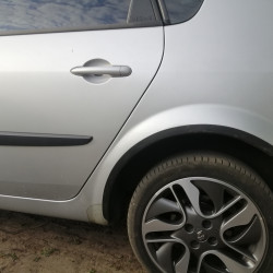 Накладки на арки (4 шт, чорні) для Renault Scenic/Grand 2003-2009 рр